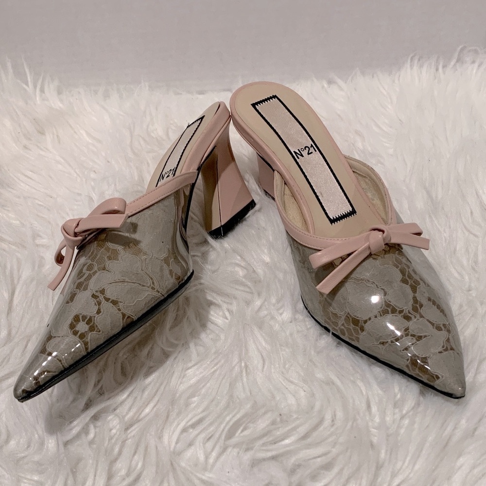 N0. 21 Pointed Toe Mules - Pink leather and Lace Overlay